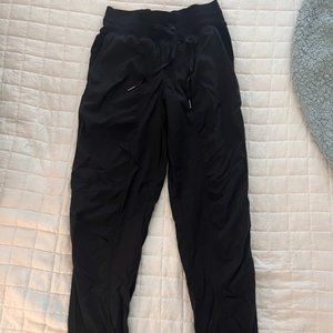 Lululemon black Dance Studio Mid-Rise Jogger Full Length